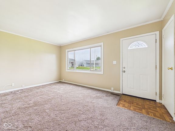 4th image of 105 Mohawk Ct
