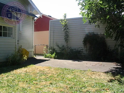 3723 SE Stephens St — Photo 14