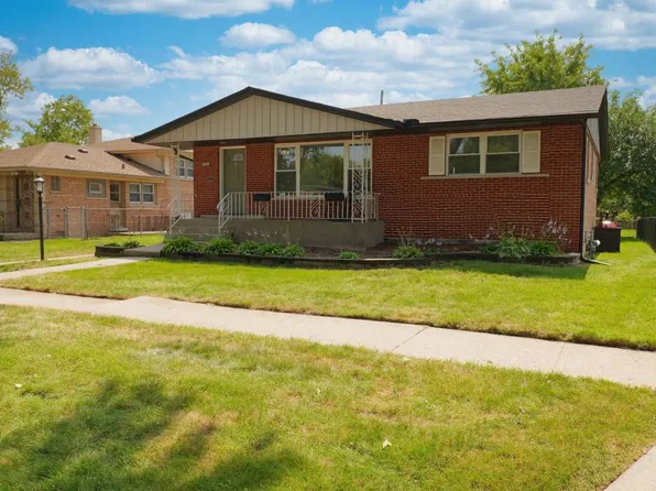 9944 Cook Ave, Oak Lawn, IL 60453