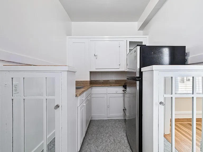 735 O'Farrell — Photo 4