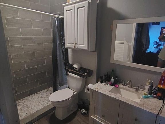 2nd image of 5860 Tepic Dr
