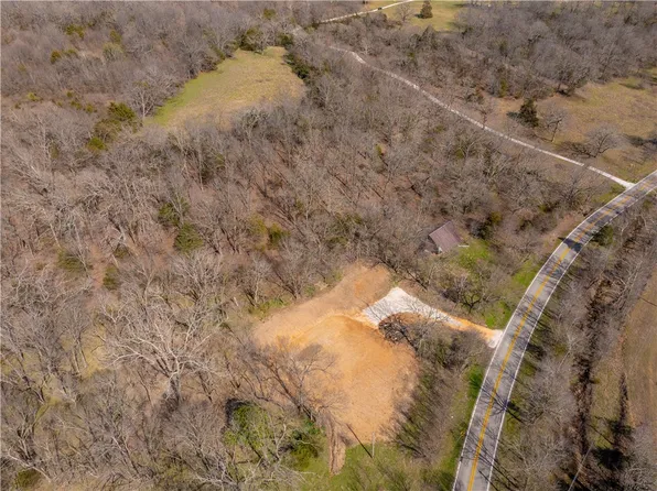 10810 W Highway 156 #1, West Fork, AR 72774