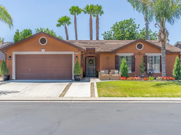 5266 E Harvest Ln, Fresno, CA 93725