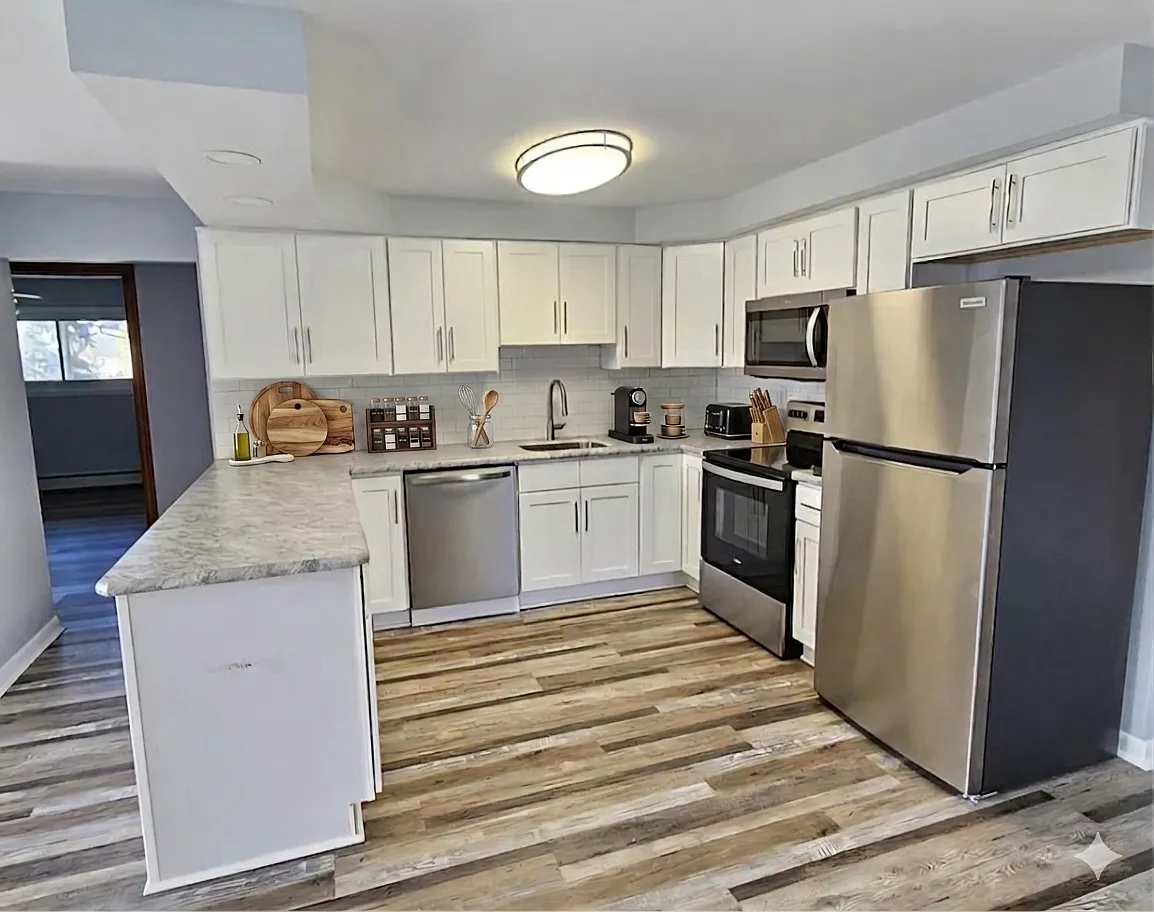 2 bed, 1200 sqft, $1,695 — Photo 1