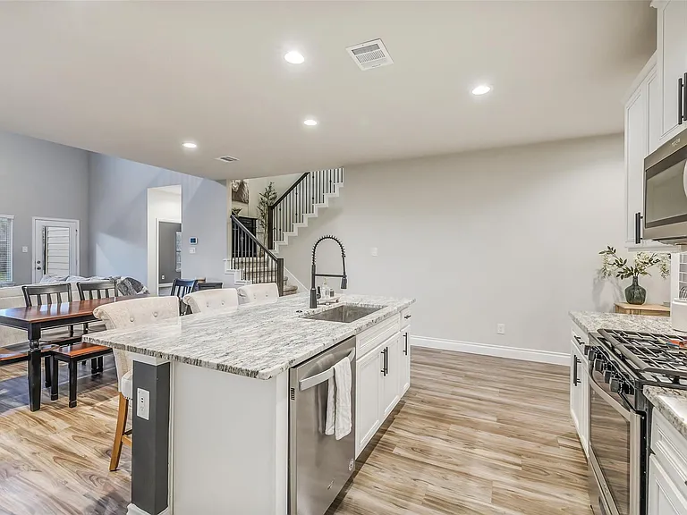 9239 Brunel Ln — Photo 16