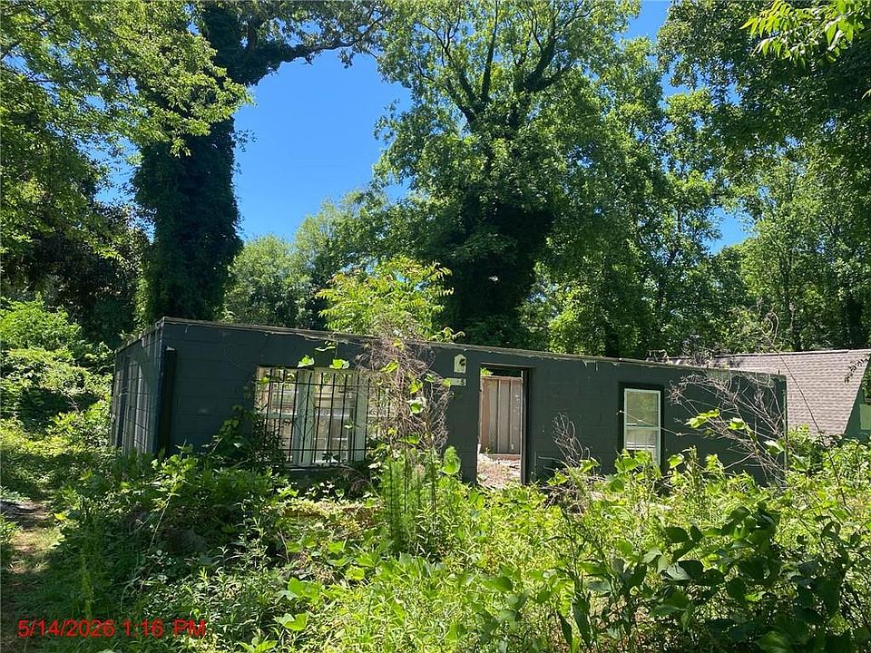 1st image of 2025 Moody Dr SW