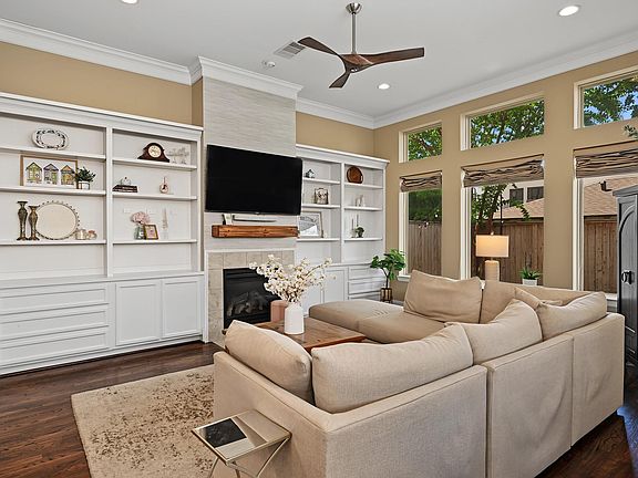 4th image of 8222 Merlot Ln