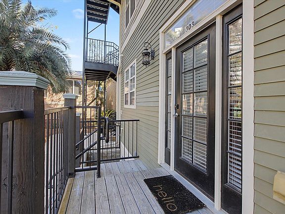 4th image of 415 Saint Francis St Unit 303