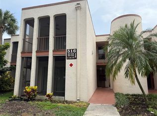 516 Orange Dr APT 20, Altamonte Springs, FL 32701