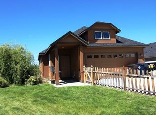 213 SW 34th Ln, Redmond, OR 97756