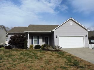 205 Riegel Ln, Paducah, KY 42001