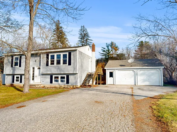 16 Ann Street, Lewiston, ME 04240