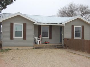 109 SW Avenue J, Seminole, TX 79360