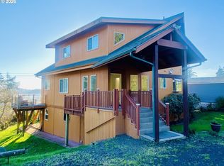 66599 Quail Rd, North Bend, OR 97459