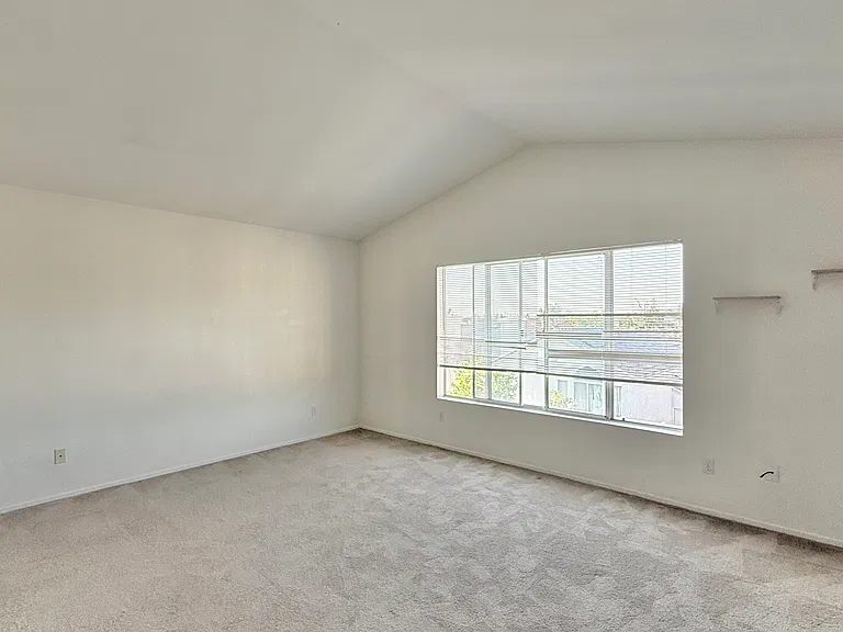 9250 Longridge Way — Photo 26