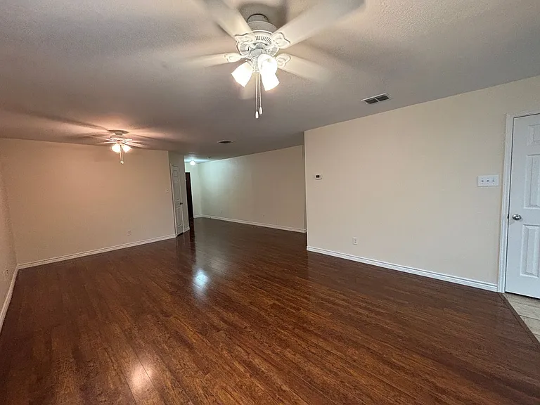 8119 Lost Canyon Trl — Photo 6