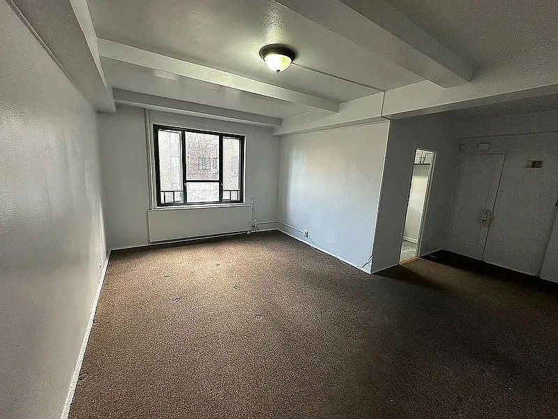 2 bed, 1.0 bath, 794 sqft, $1,920 — Photo 4
