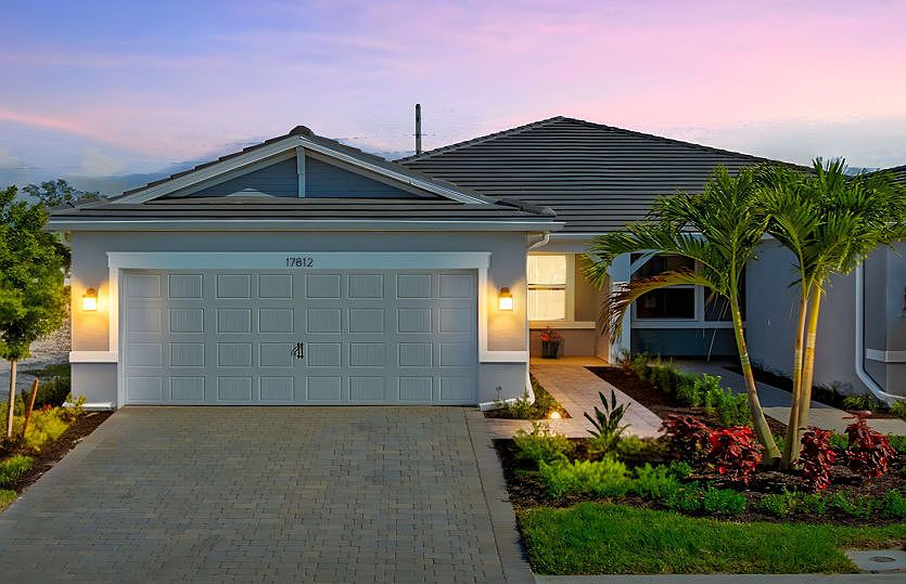 Welcoming Ellenwood Exterior with Impact Glass