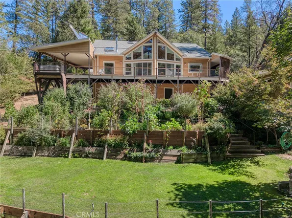 15785 Rainbow Dr, Cobb, CA 95426