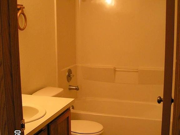 3rd image of 12051 28th Ave NE APT 204