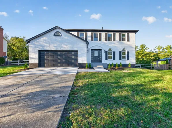 5696 Heron Dr, West Chester, OH 45069