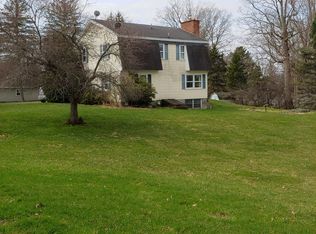 10 Crestview Dr, Franklinville, NY 14737