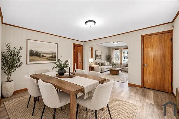 3 bed, $2,300 — Photo 3