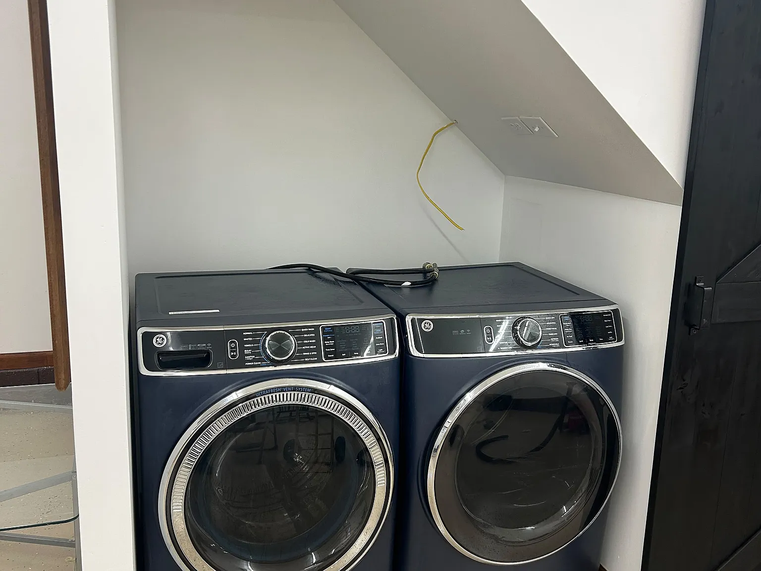 Studio, 1500 sqft, $1,650 — Photo 3