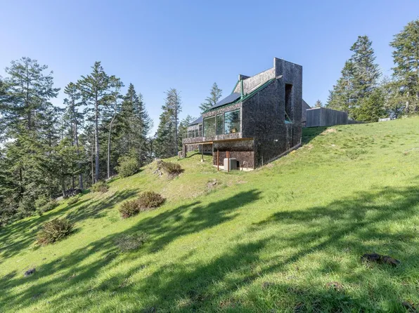310 Ships Wheel Road, The Sea Ranch, CA 95497