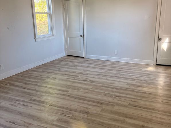 144 Prospect St #2B