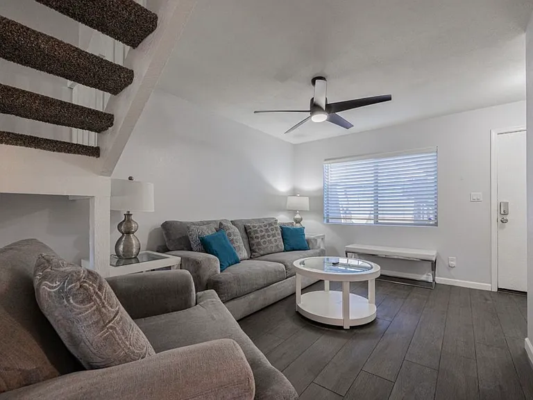 2724 W McLellan Blvd #134 — Photo 3