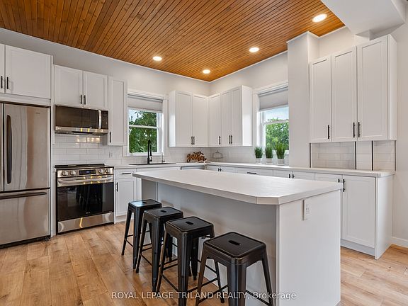 2nd image of 191 Catherine St