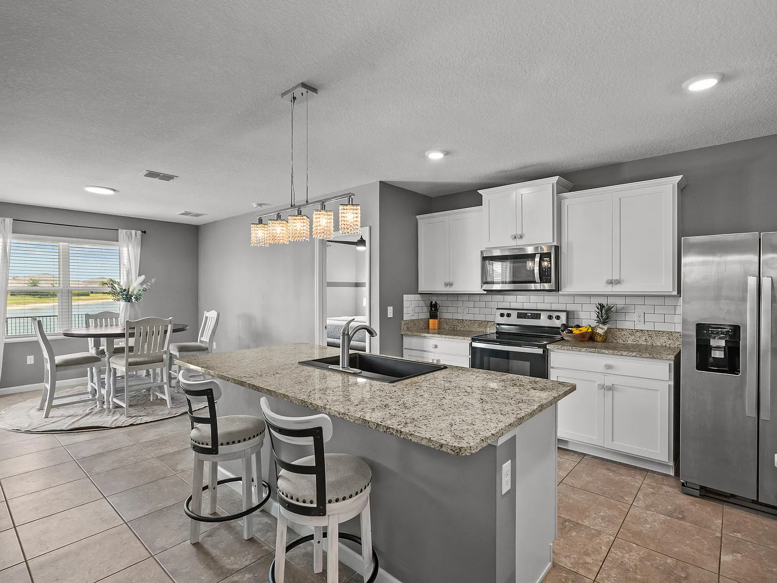 3 bed, 2.0 bath, 1672 sqft, $2,800 — Photo 4