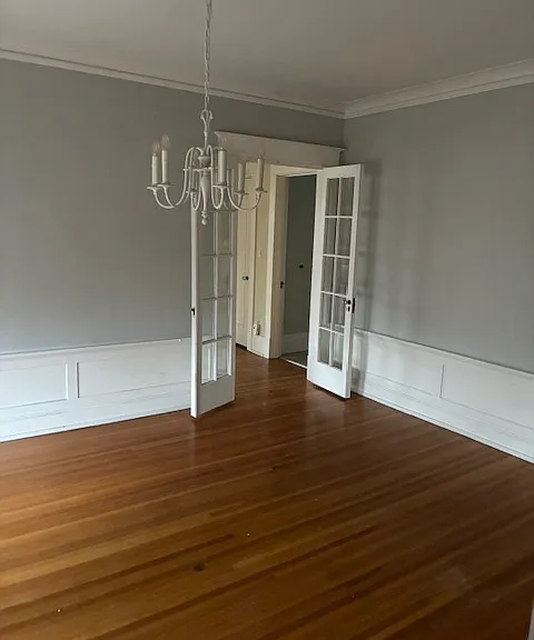 1 Windsor Ave — Photo 11