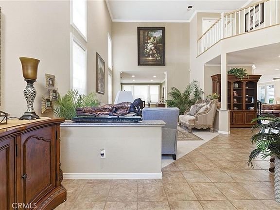 3rd image of 27213 Blueridge Dr