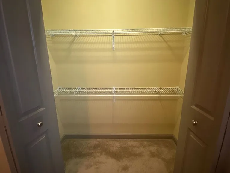 581 Hillside Dr — Photo 24