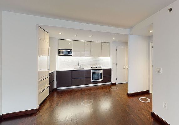 1st image of 138 E 12th St APT 3I