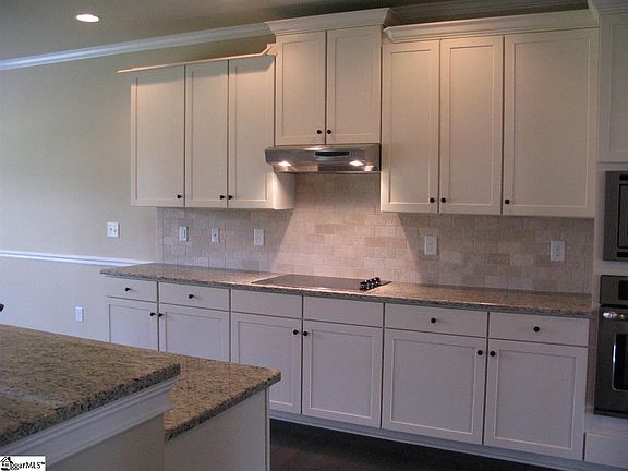 2nd image of 100 Clara Smith Ln
