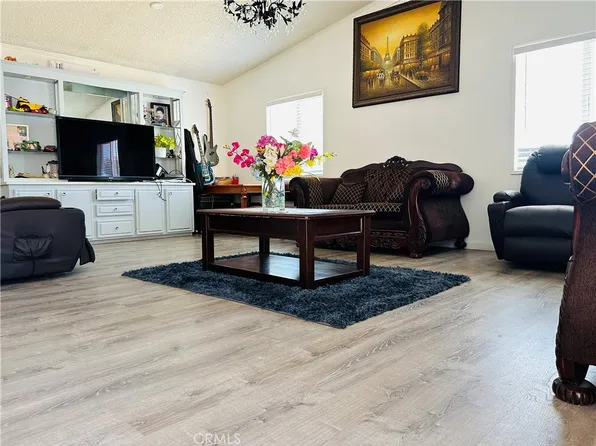 25014 Camino Del Sol, Barstow, CA 92311
