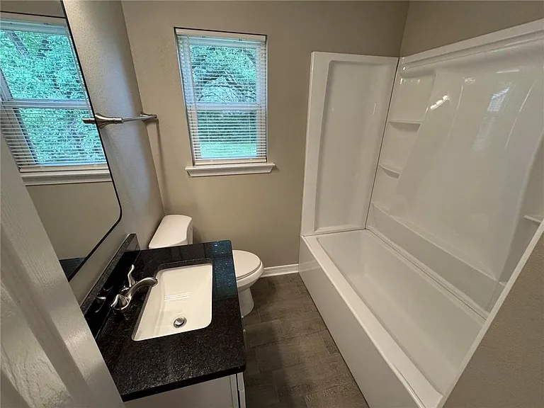 2120 Baker Rd — Photo 13