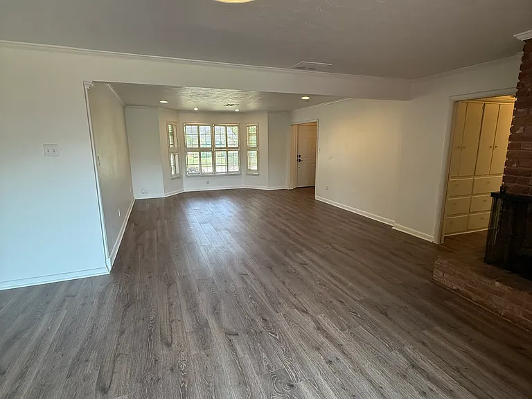 1512 Brighton Ave — Photo 3