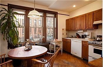 2nd image of 80 Garfield Pl #4