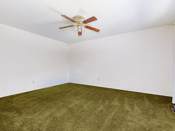 5th image of 3919 Hirondelle Ln