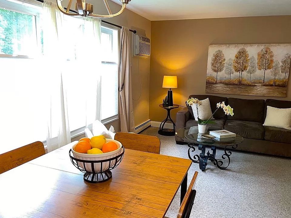 Living room/ dining room area. The pictures are representative of the property but the rental does not include furnishings or decorations.
