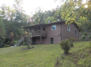 678 Rickman Creek Rd, Franklin, NC 28734