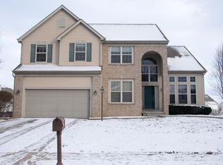 8352 Shady Maple Dr, Canal Winchester, OH 43110