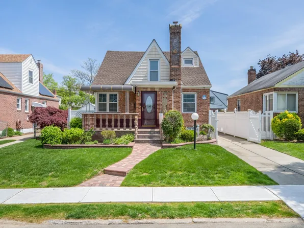 118-11 230 Street, Cambria Heights, NY 11411