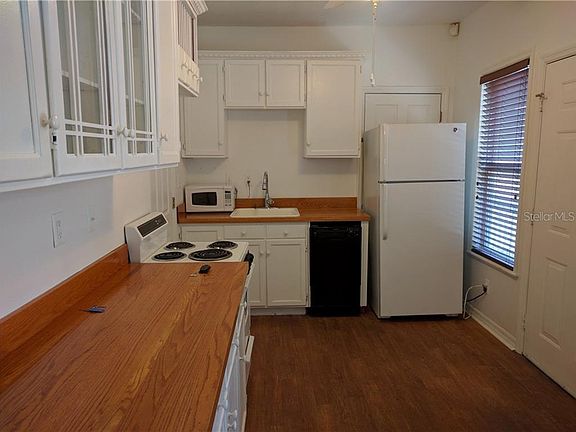 3rd image of 410 E Livingston St APT 1
