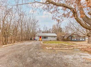 3203 S Bergman Dr, McHenry, IL 60051