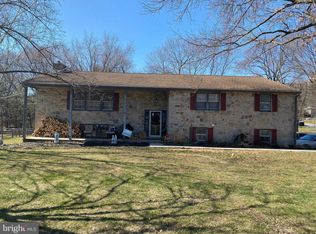 1421 Laurelwood Rd, Pottstown, PA 19465